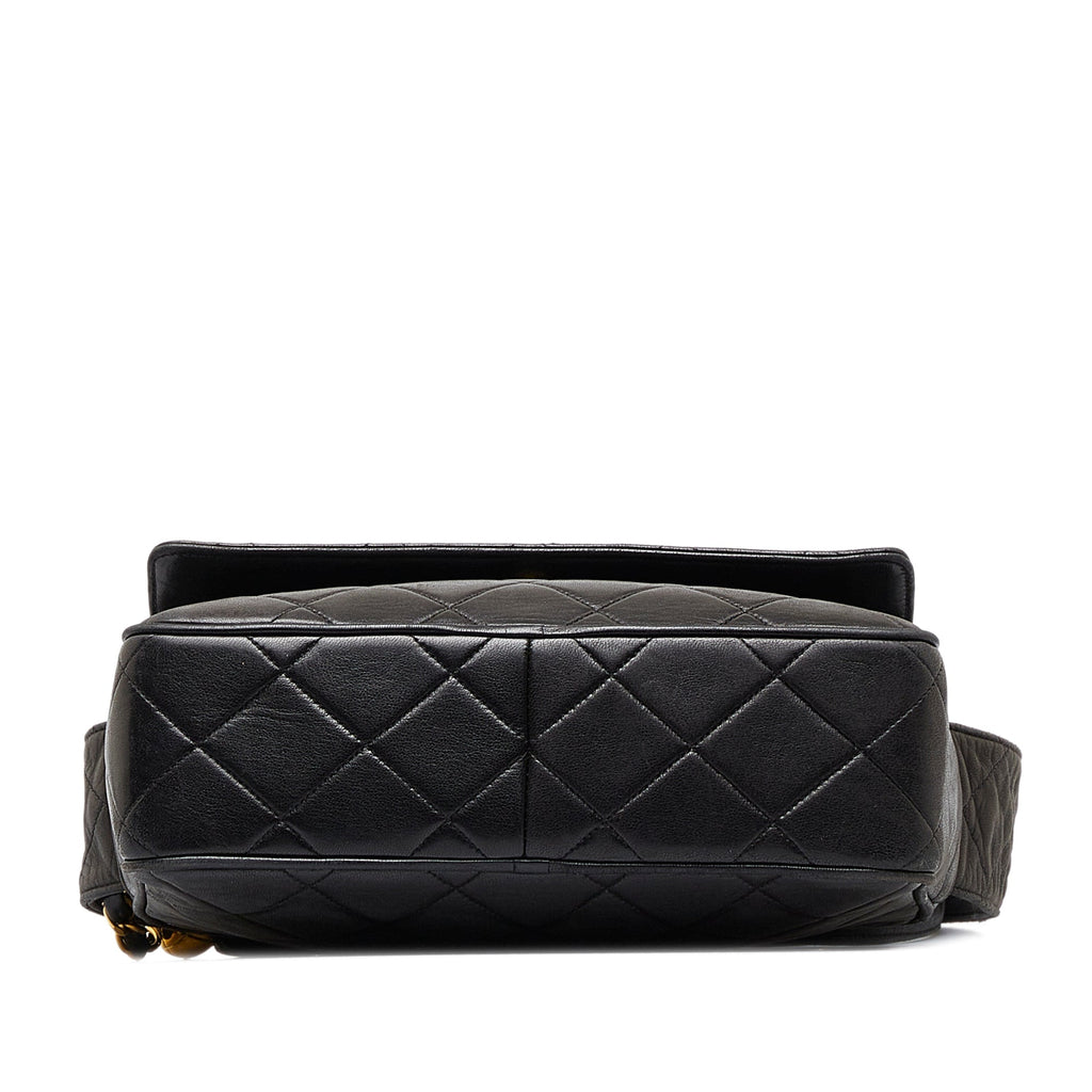 CHANEL CC Matelasse Tassel Camera Bag