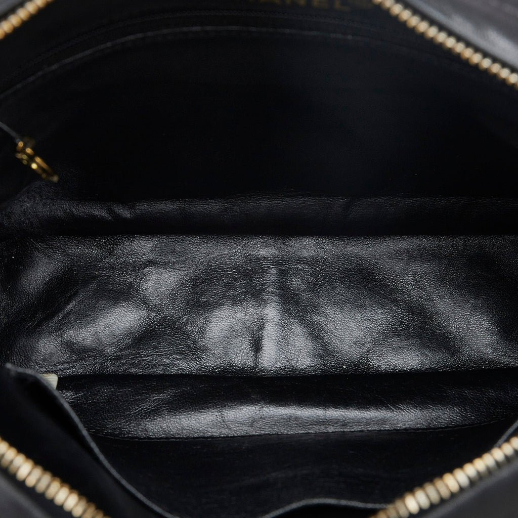 CHANEL CC Matelasse Tassel Camera Bag