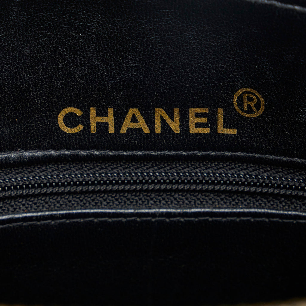 CHANEL CC Matelasse Tassel Camera Bag