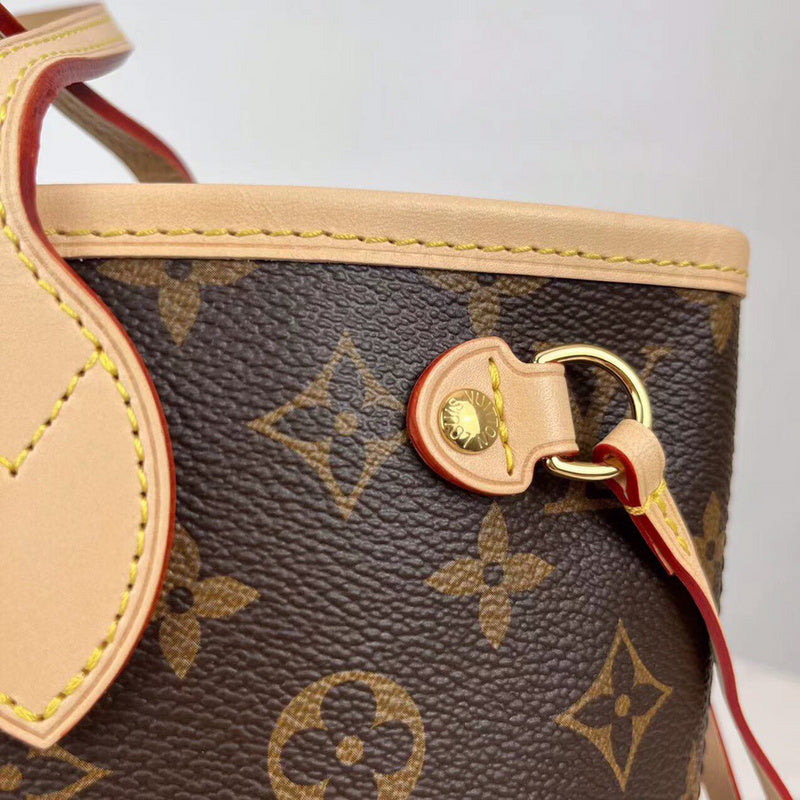 Louis Vuitton Luxury Bags 2572