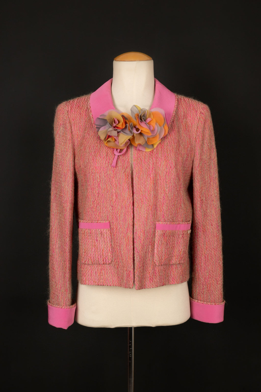 Veste rose Chanel