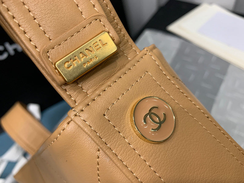 aura-bags - Chanel Bags - 7662