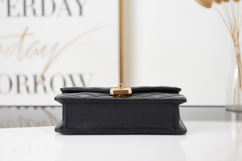 aura-bags - Chanel Bags - 7657