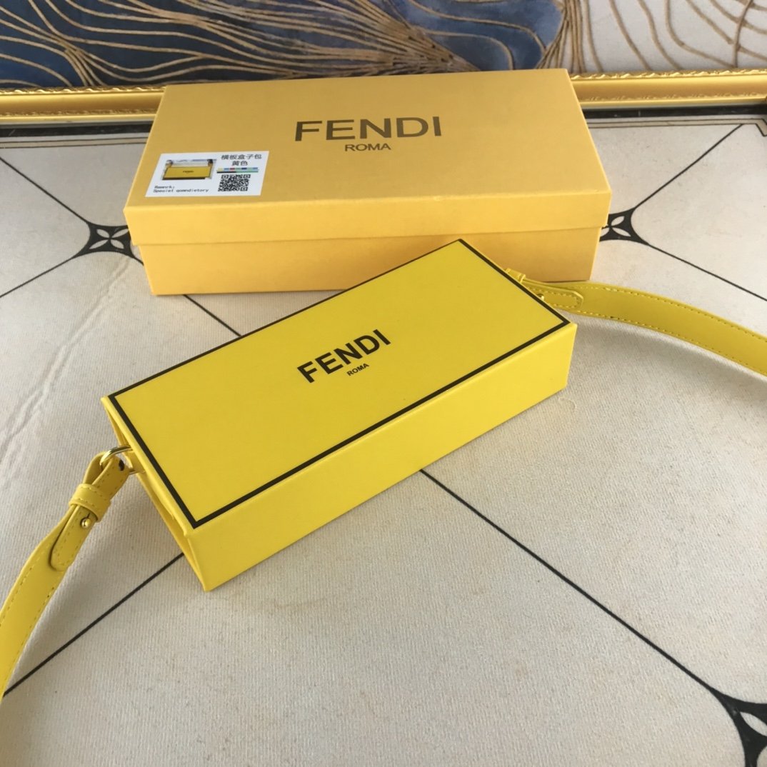 Designer Handbags Fendi 051