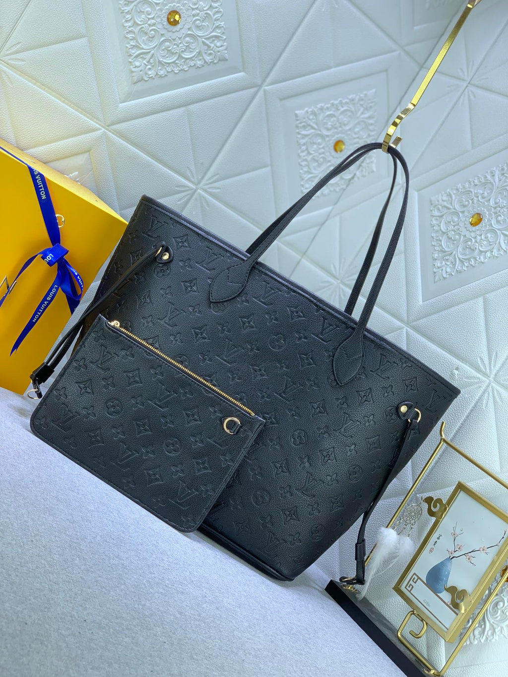 Luxury Bags Louis Vuitton  859