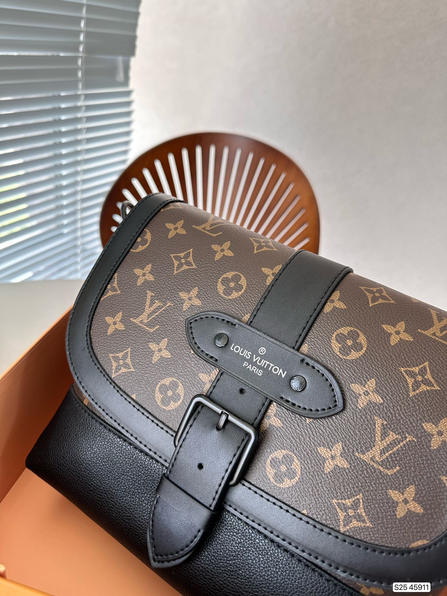 Luxury Bags Louis Vuitton  840