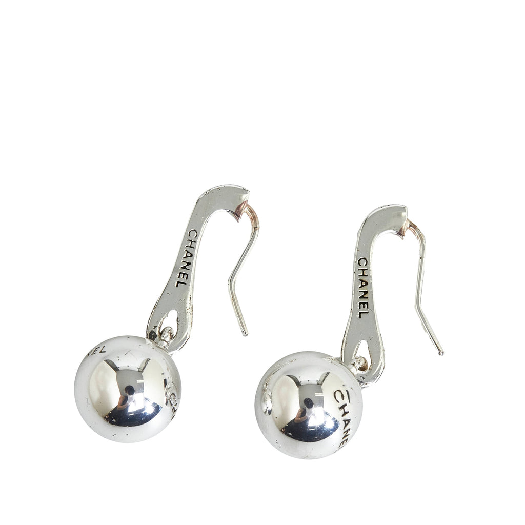 CHANEL CC Ball Earrings Costume Earrings