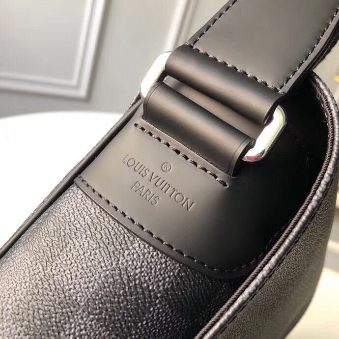 Louis Vuitton Luxury Bags 2704