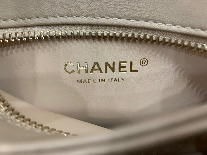 aura-bags - Chanel Bags - 7392