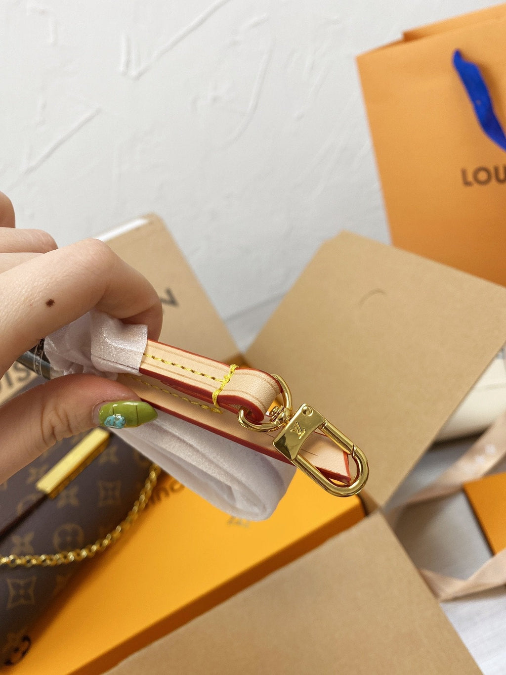 Designer Handbags louis vuitton 064