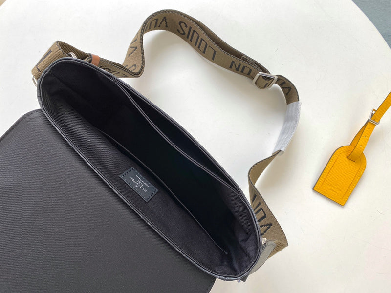 Louis Vuitton Luxury Bags 2708
