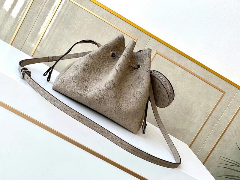 Louis Vuitton Luxury Bags 2581