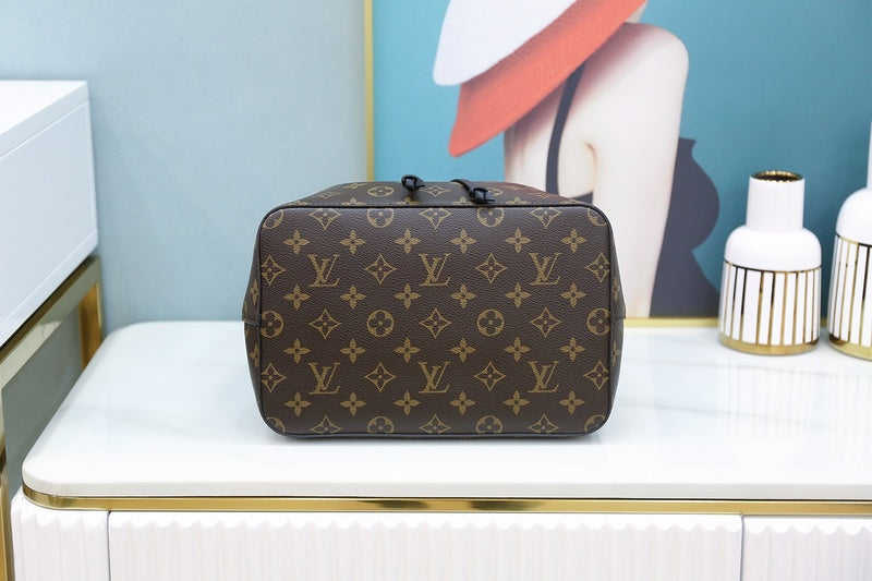 Louis Vuitton Luxury Bags 2689