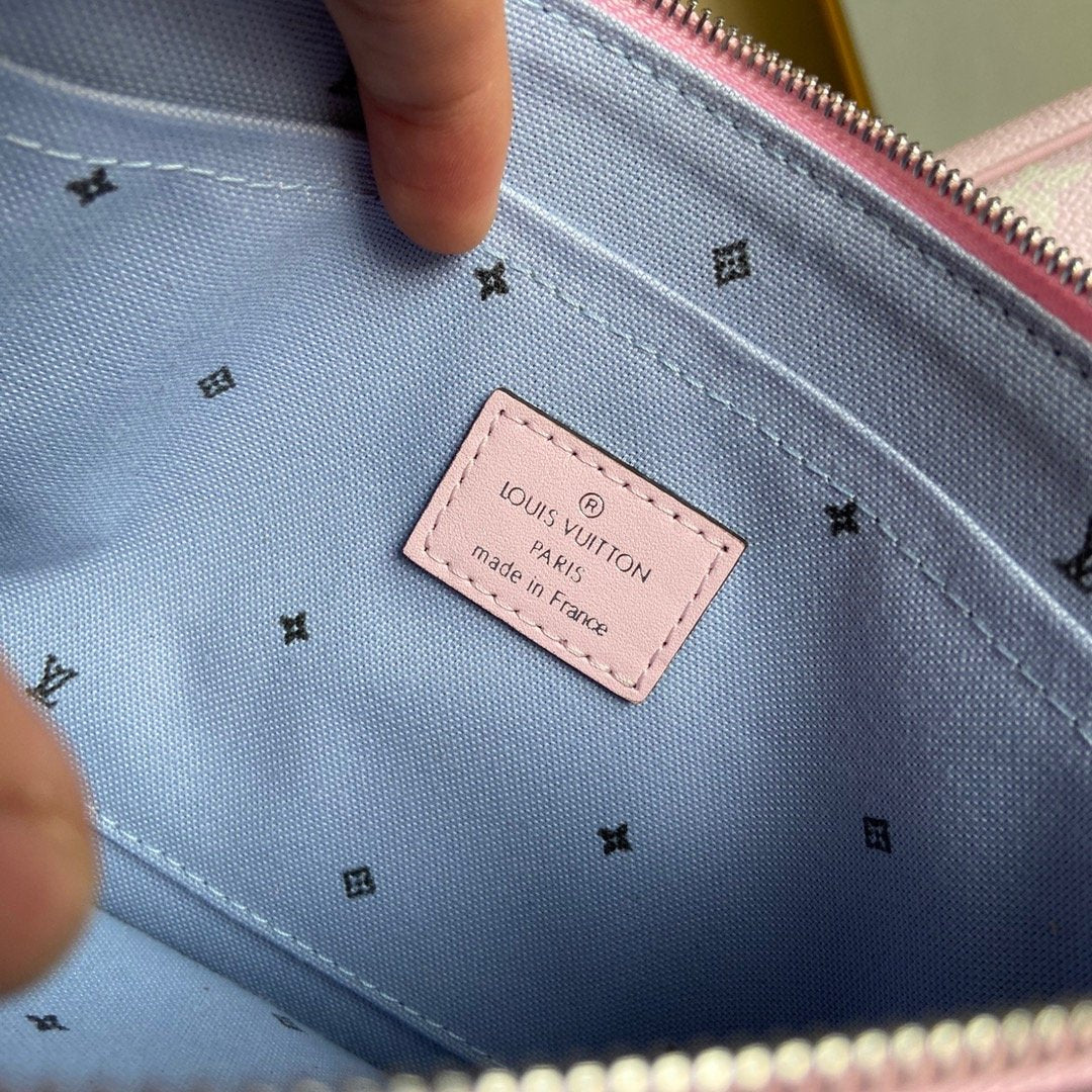 Designer Handbags louis vuitton 163
