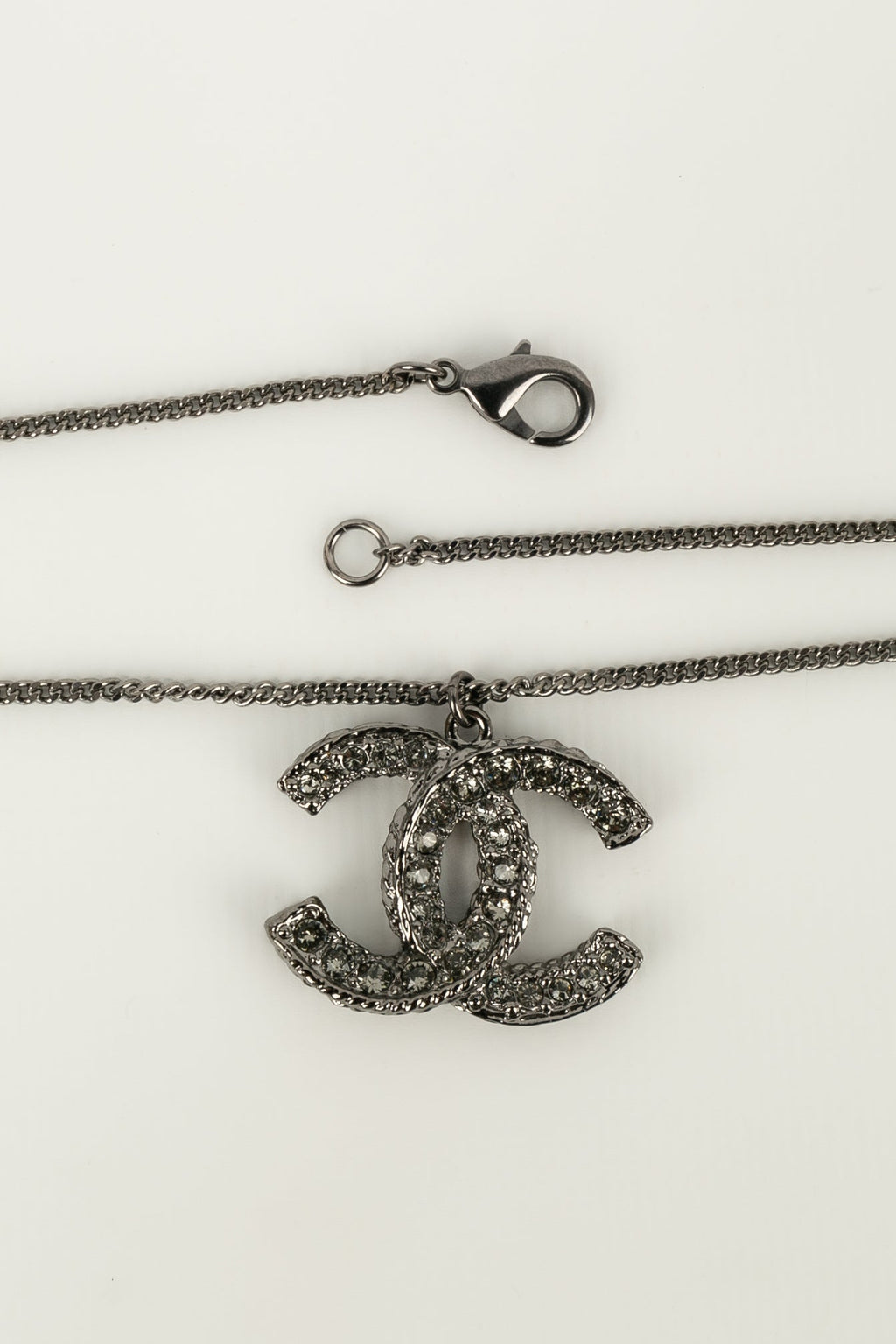Collier cc Chanel D��fil��