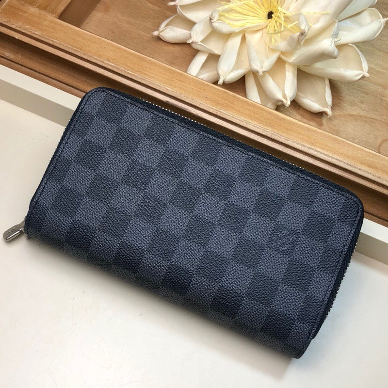 Louis Vuitton Luxury Bags 2349