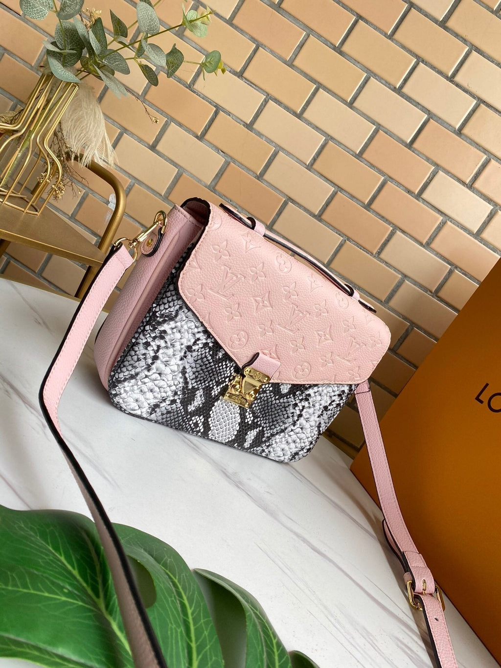 Designer Handbags louis vuitton 126
