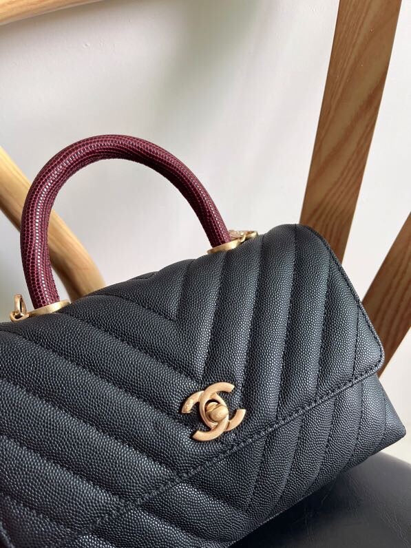 aura-bags - Chanel Bags - 2834