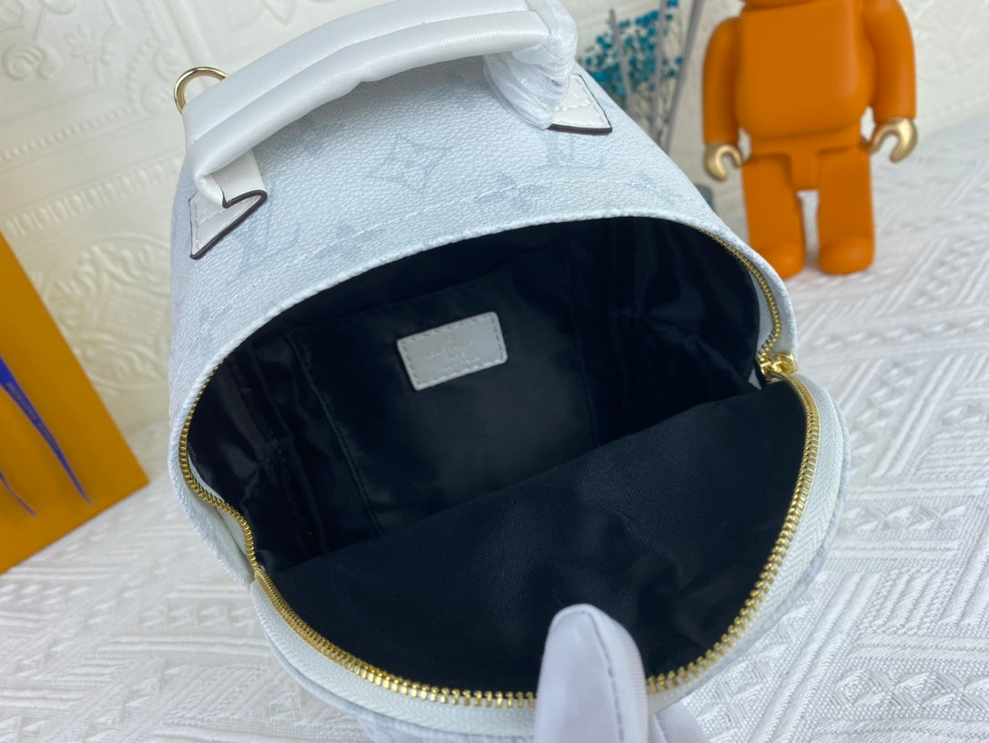 New Lux Bags Louis Vuitton  900