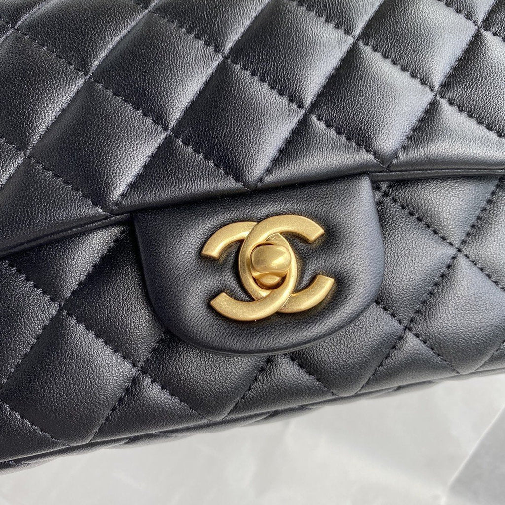 Designer Handbags Chanel 165