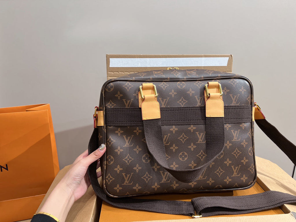 Luxury Bags Louis Vuitton  772