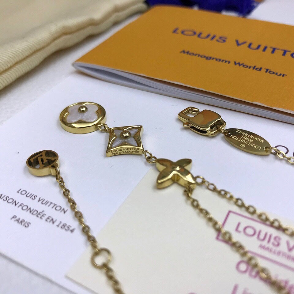 BG - Holiday Necklace louis vuitton023