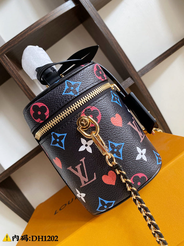 Louis Vuitton Luxury Bags 2676