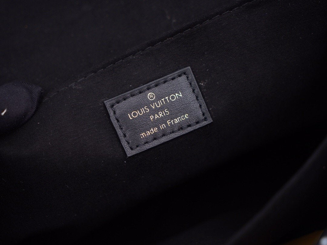 Designer Handbags louis vuitton 129