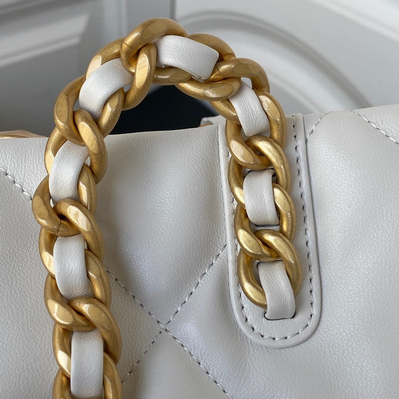 aura-bags - Chanel Bags - 7579
