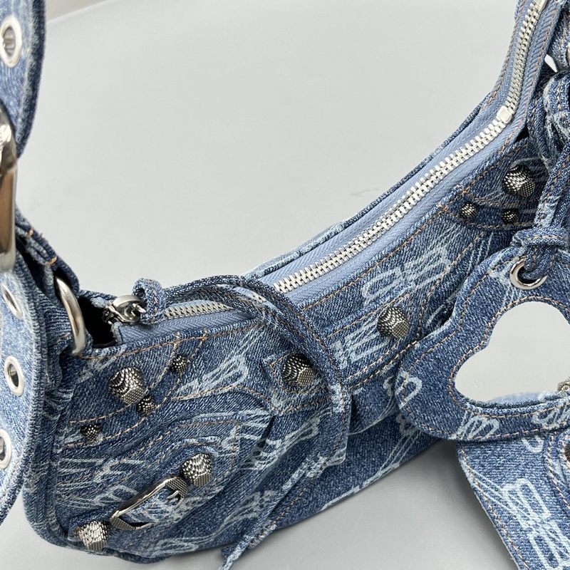 Aura Bags - BGA Bags - 010
