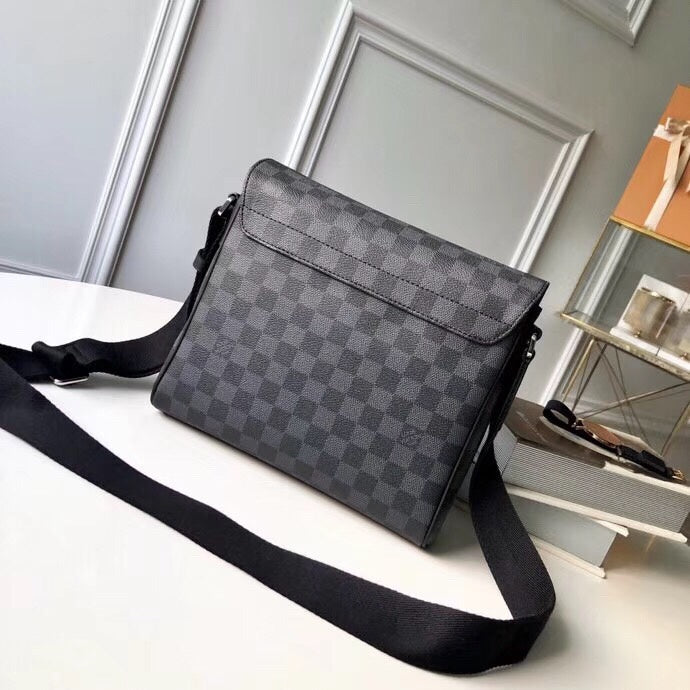 Louis Vuitton Luxury Bags 2704