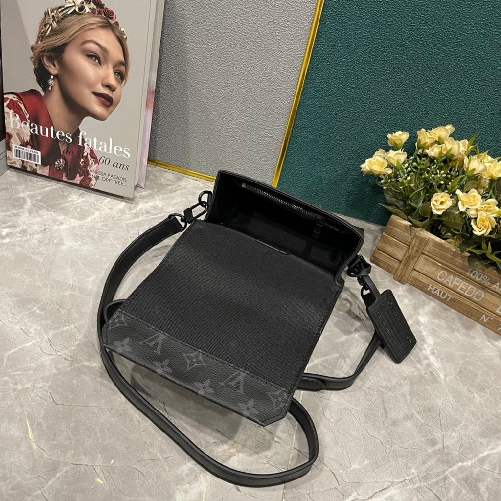 Luxury Bags Louis Vuitton  868