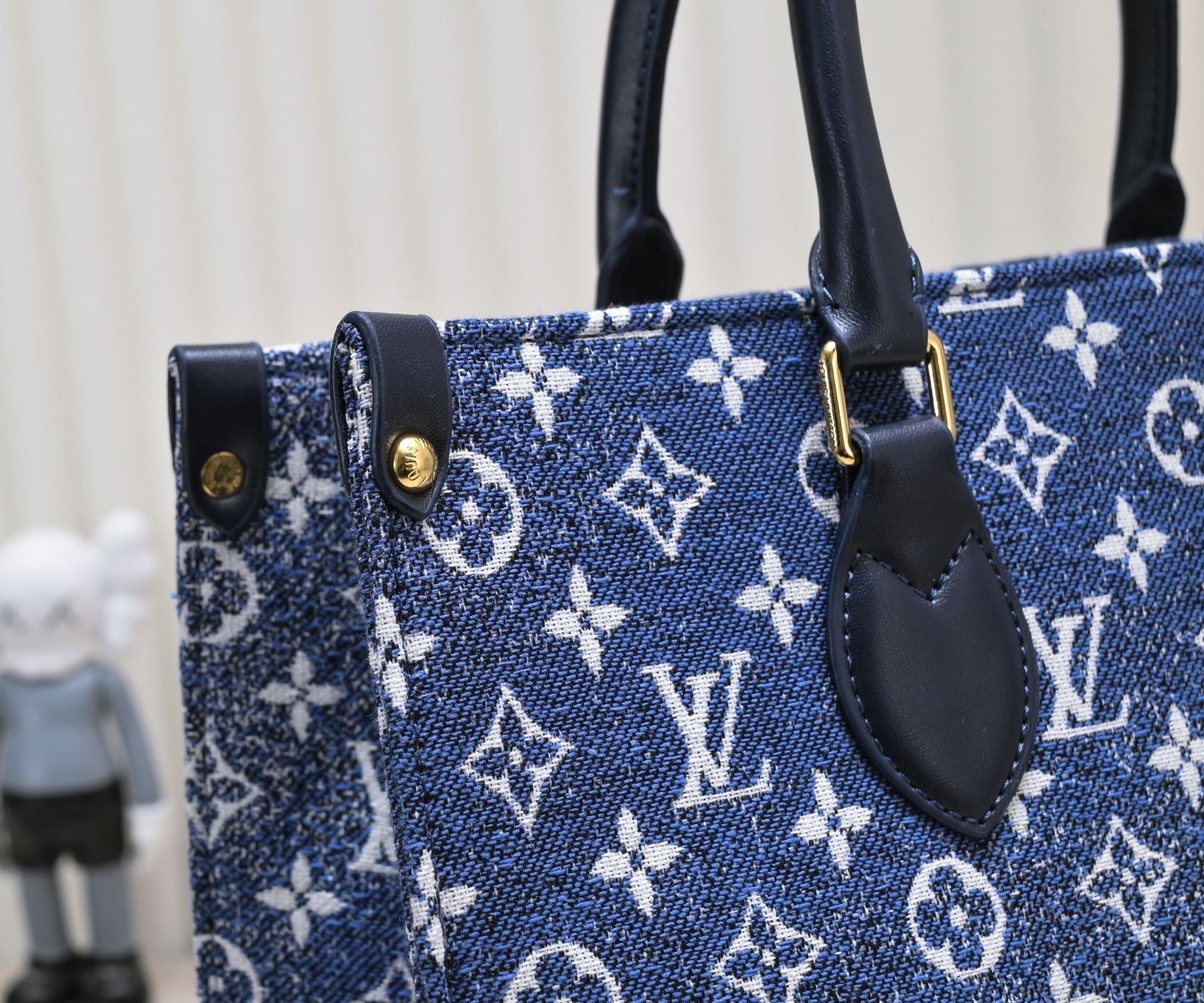 Luxury Bags Louis Vuitton  874