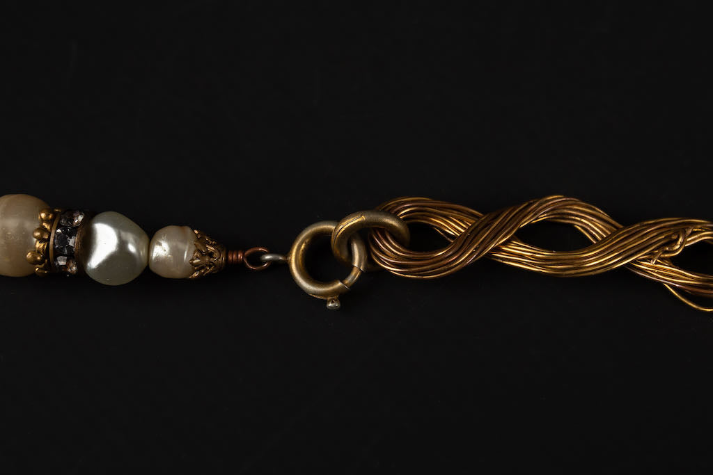 Collier Chanel ��poque Coco
