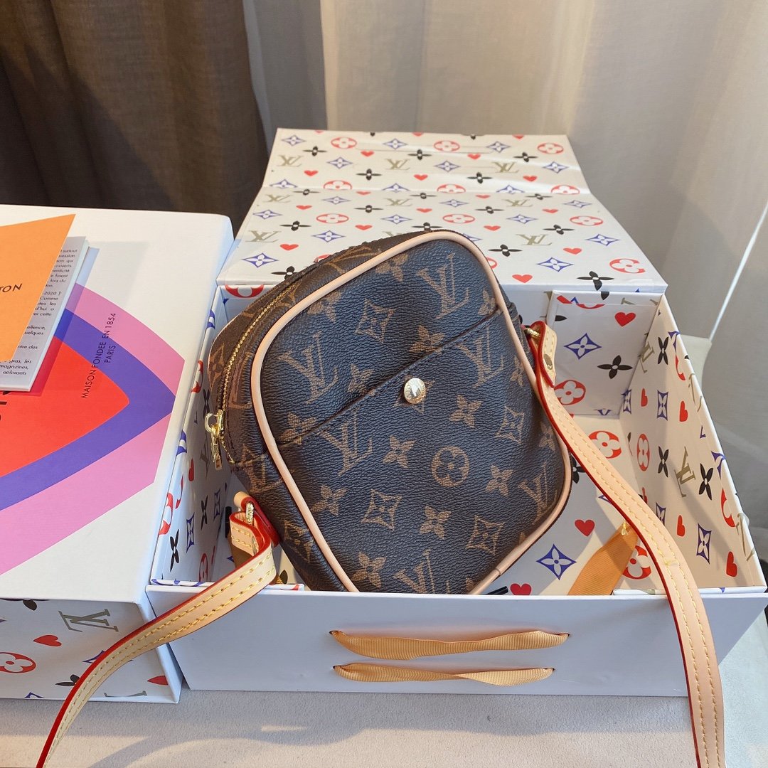 Designer Handbags louis vuitton 083