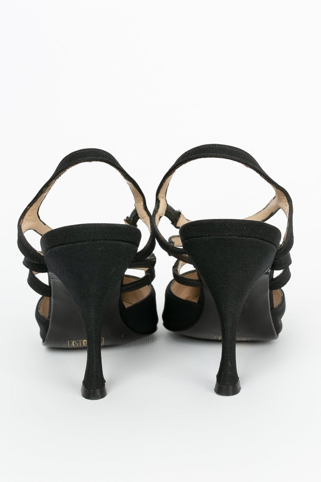 Escarpins noirs Chanel