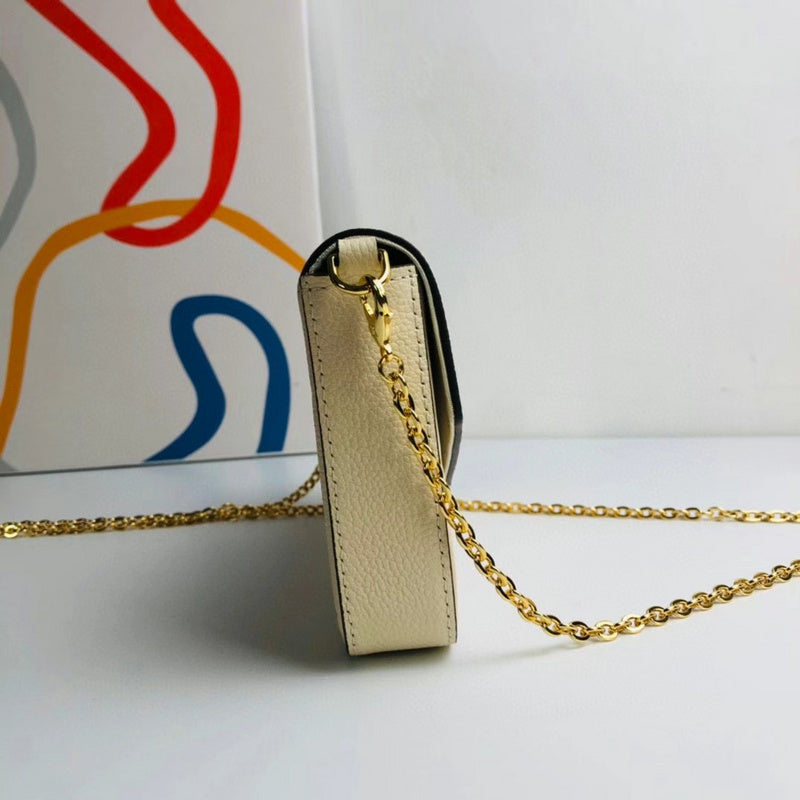 Louis Vuitton Luxury Bags 2471