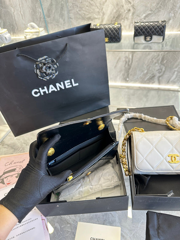 aura-bags - Chanel Bags - 7089