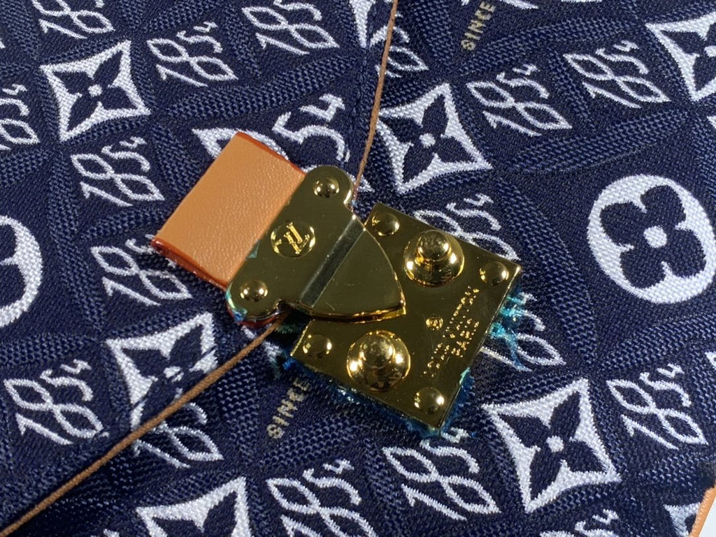 Designer Handbags louis vuitton 111