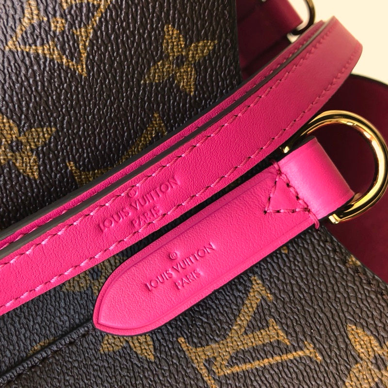 Louis Vuitton Luxury Bags 2690