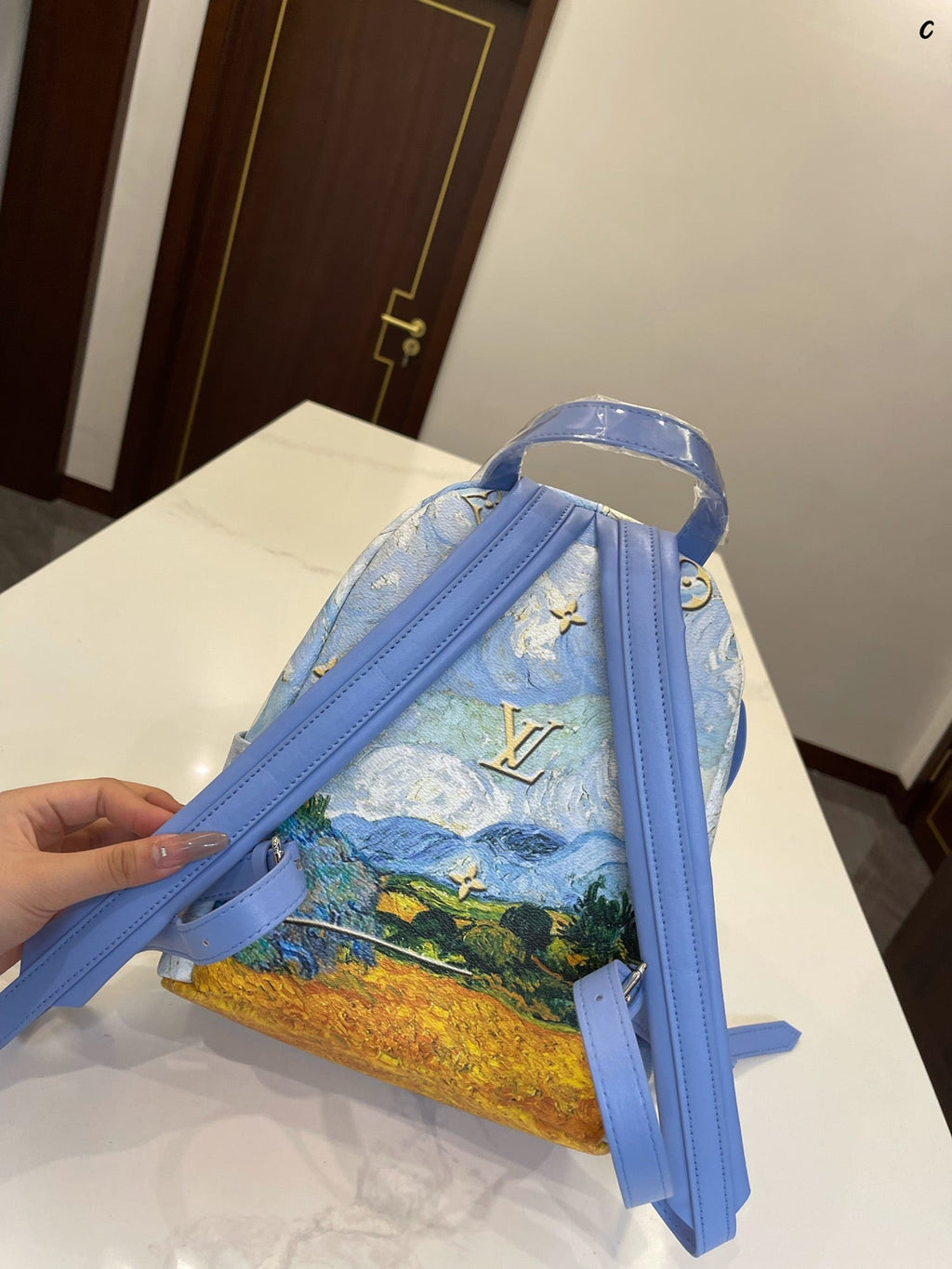 Luxury Bags Louis Vuitton  825