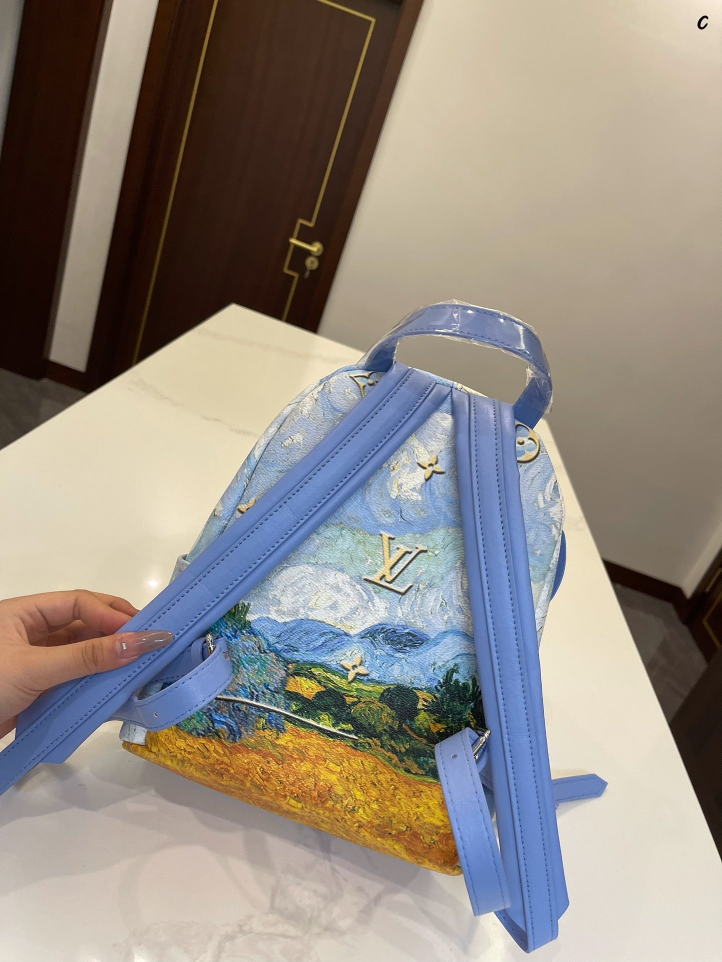 Luxury Bags Louis Vuitton  825