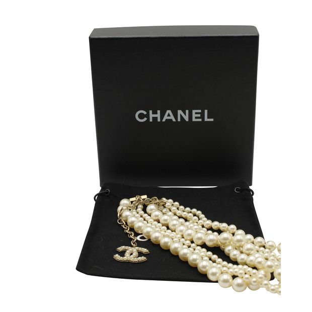 CHANEL Faux Pearls Necklace Spring/ Summer 2014