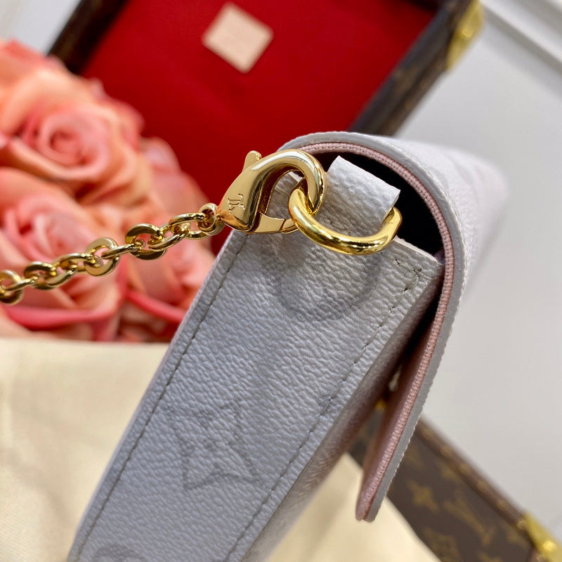 Louis Vuitton Luxury Bags 2606