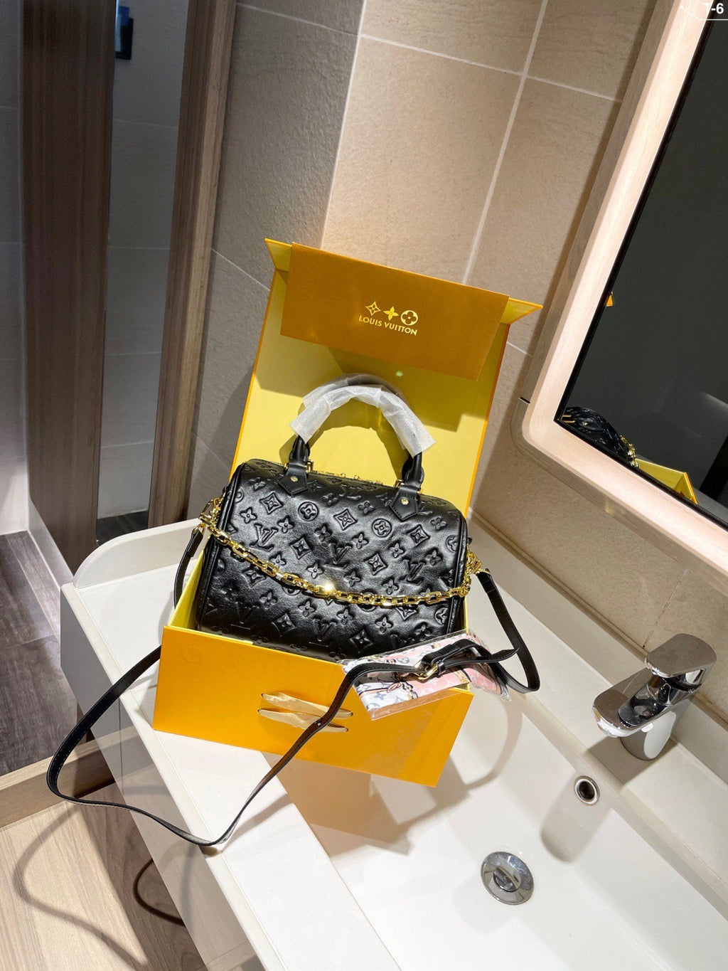 Designer Handbags louis vuitton 476
