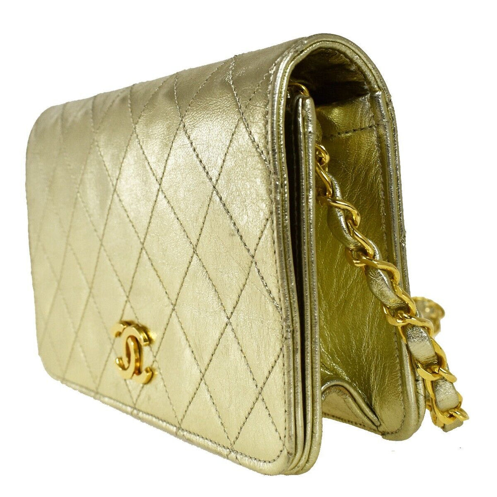 Chanel Mini matelassé
