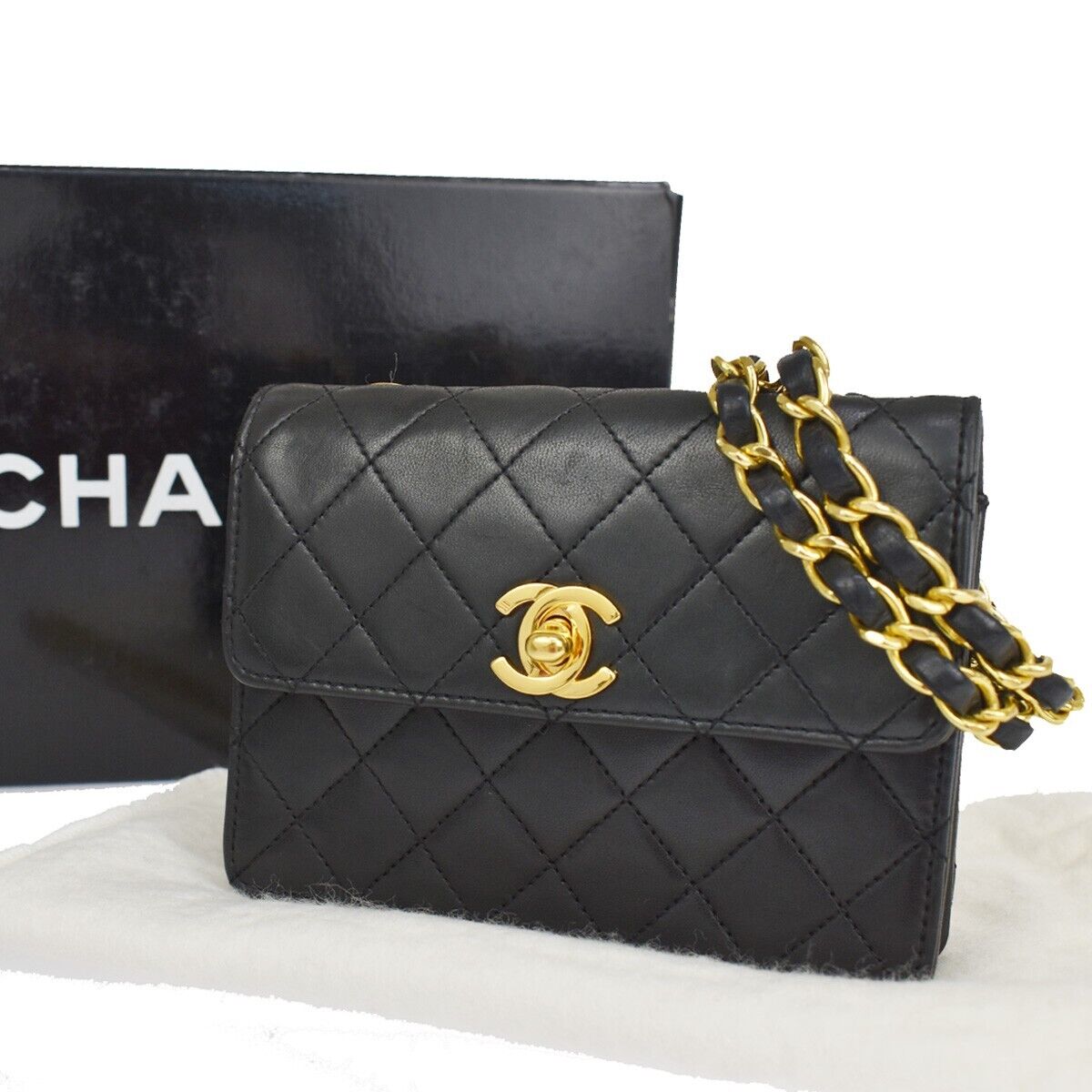 Chanel Mini matelassé