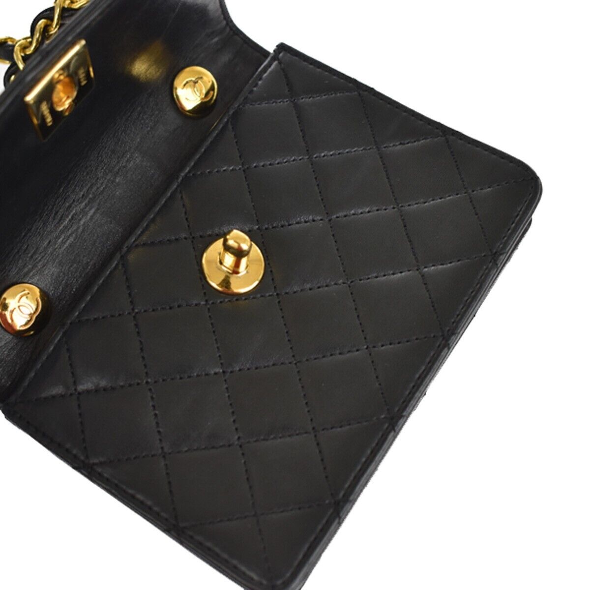 Chanel Mini matelassé