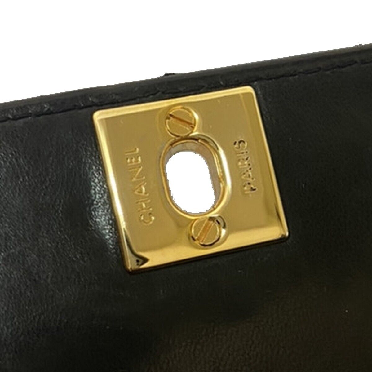 Chanel Mini matelassé