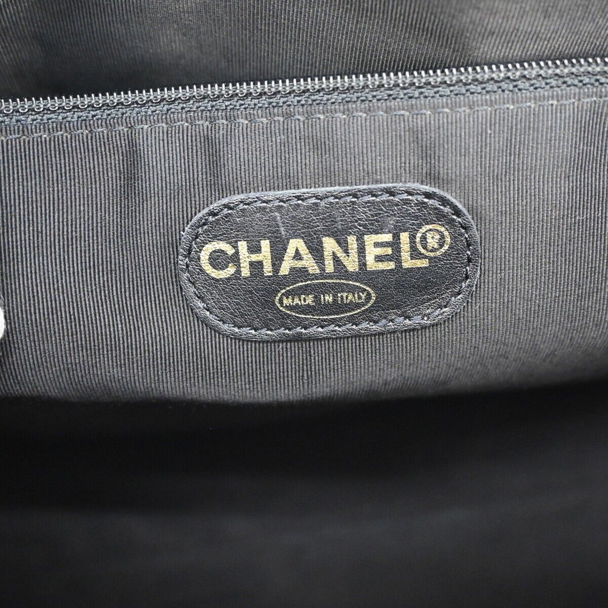 Chanel Shopping